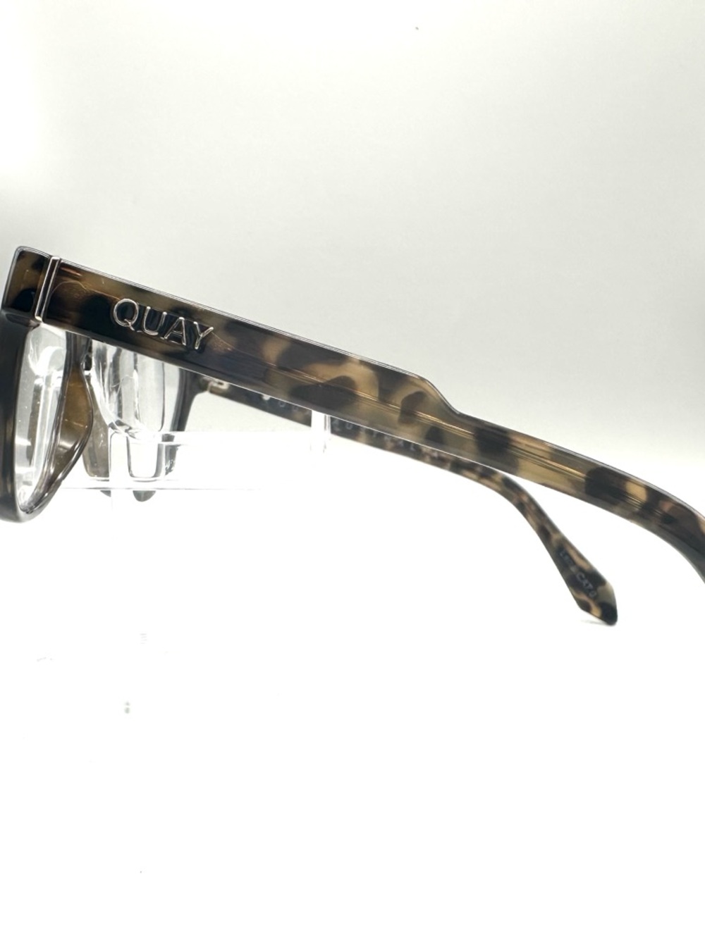 Quay Australia Hardwire Mini Blue Light Glasses Tortoise Square Clear Lens 126 - Picture 4 of 6